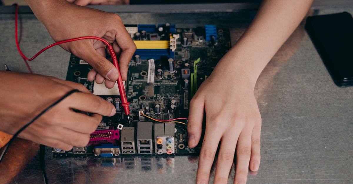 Key Software Tools for Monitoring and Enhancing System Performance