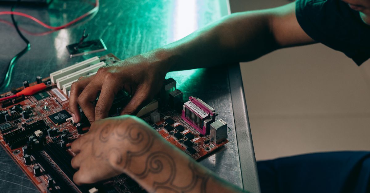 Steps to Identify When You Need a Hard Drive Replacement